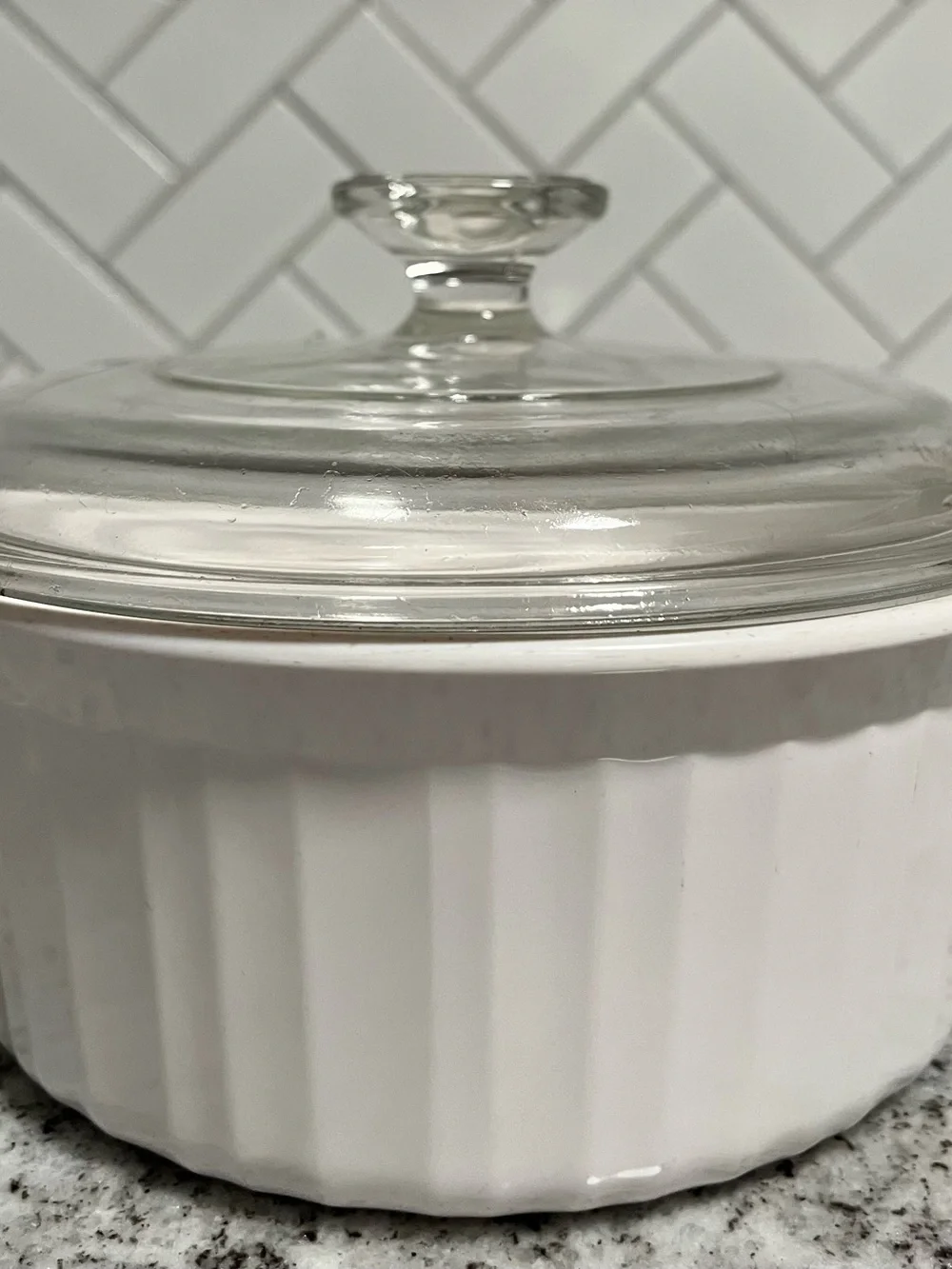 CorningWare French White F-5-B 1.6L Round Casserole Dish w/ Glass Lid